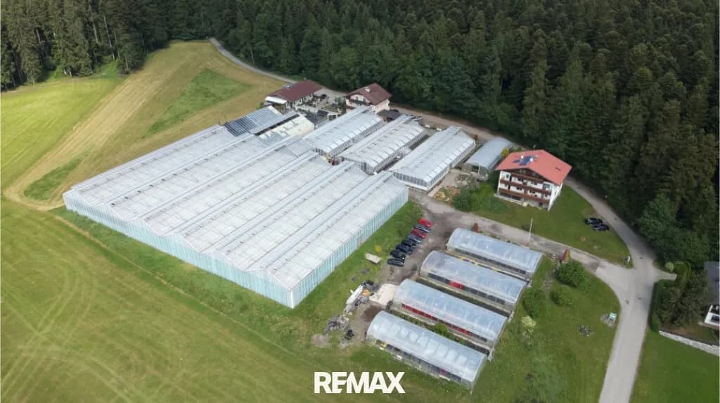 Gewerbeimmobilie kaufen in Vöcklabruck – 14 768 m², € 1.849.000