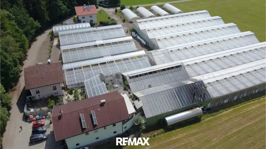 Gewerbeimmobilie kaufen in Vöcklabruck – 14 768 m², € 1.849.000 – Bild 2 von 26