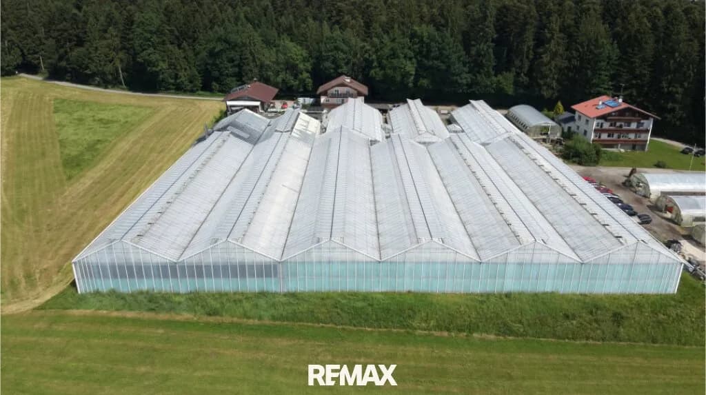 Gewerbeimmobilie kaufen in Vöcklabruck – 14 768 m², € 1.849.000 – Bild 24 von 26