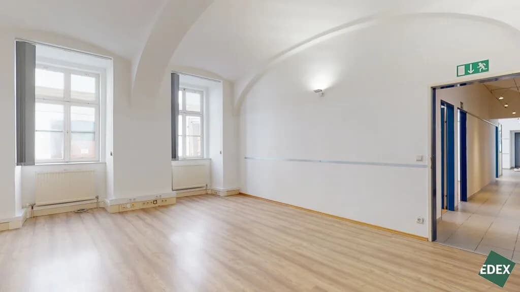 12-Zimmer-Gewerbeimmobilie kaufen in Wien – 388 m², € 1.290.000