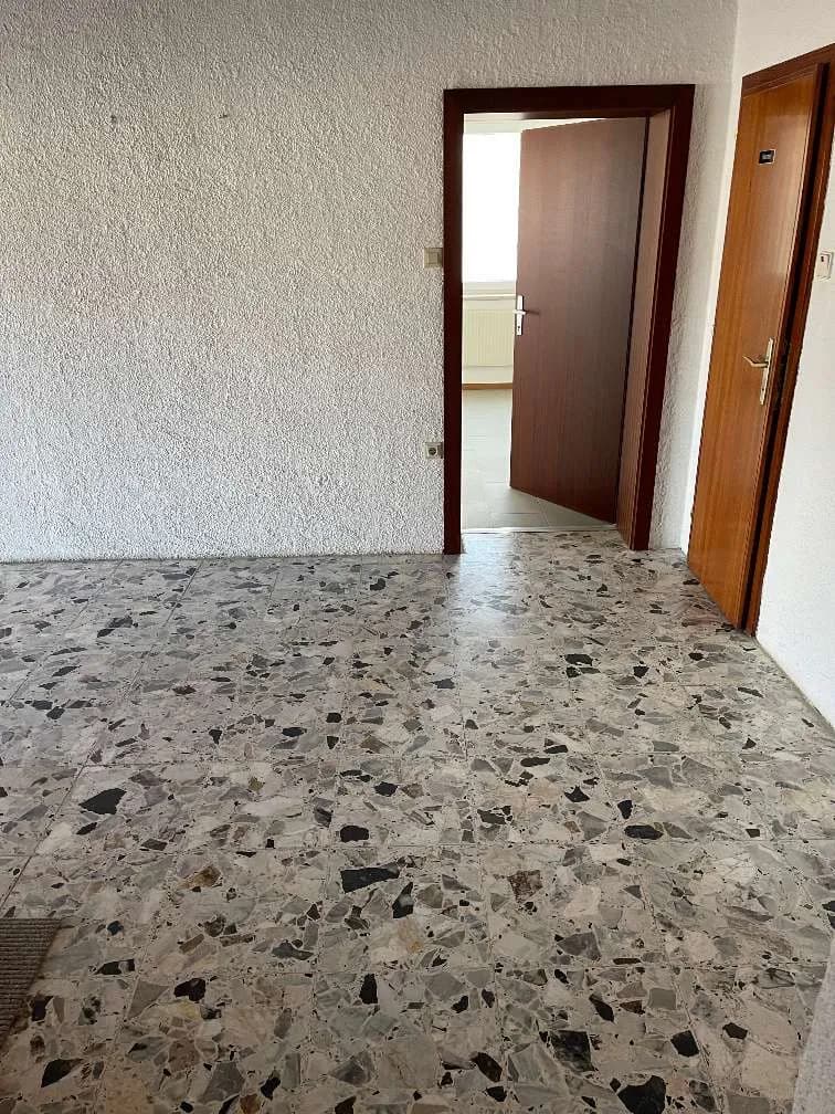 2-Zimmer-Gewerbeimmobilie mieten in Sankt Pölten Land – 52 m², € 312 – Bild 12 von 14