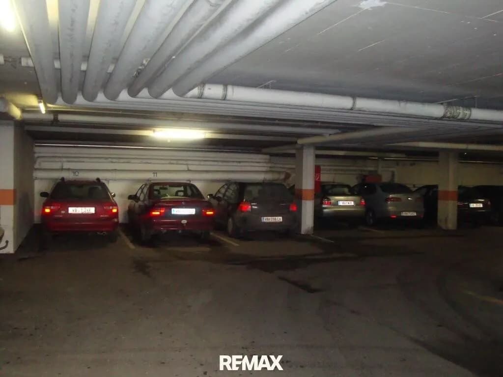 Immobilie mieten in Vöcklabruck – 16 m², € 96 – Bild 2 von 2