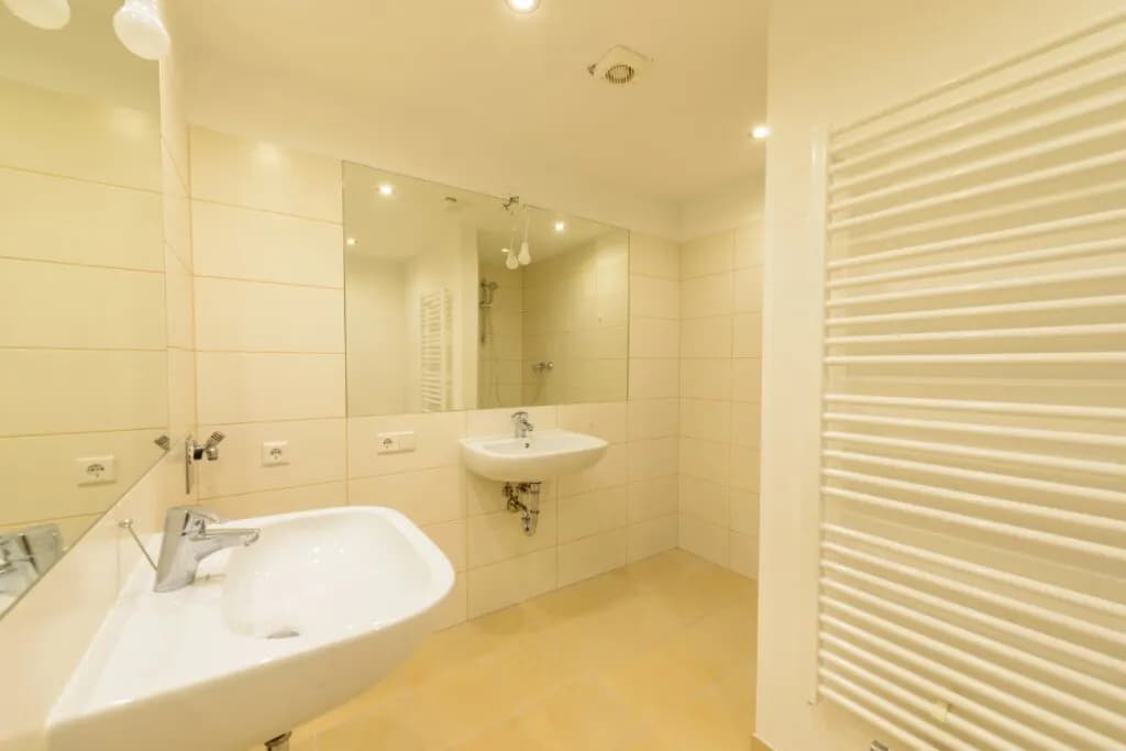 4-Zimmer-Wohnung kaufen in Gmunden – 97 m², € 230.000 – Bild 8 von 10