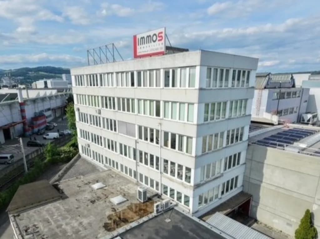 Gewerbeimmobilie mieten in Linz – 1 158 m², € 9.381