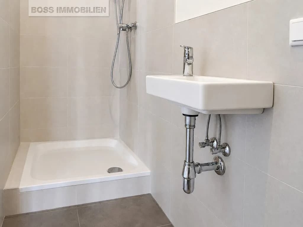 1-Zimmer-Gewerbeimmobilie mieten in Linz Land – 54 m², € 595 – Bild 5 von 17