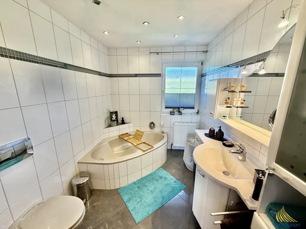 5-Zimmer-Haus kaufen in Gmunden – 142 m², € 439.000 – Bild 7 von 12