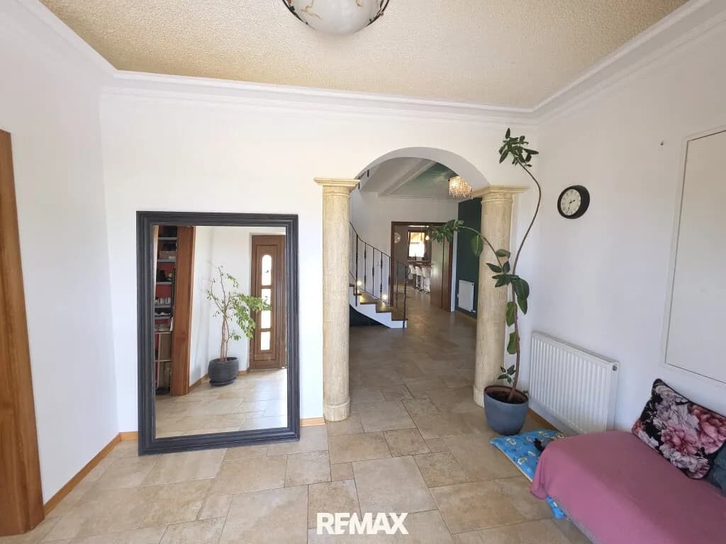 5-Zimmer-Haus kaufen in Mistelbach – 220 m², € 620.000 – Bild 6 von 28