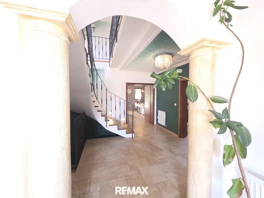 5-Zimmer-Haus kaufen in Mistelbach – 220 m², € 620.000 – Bild 7 von 28