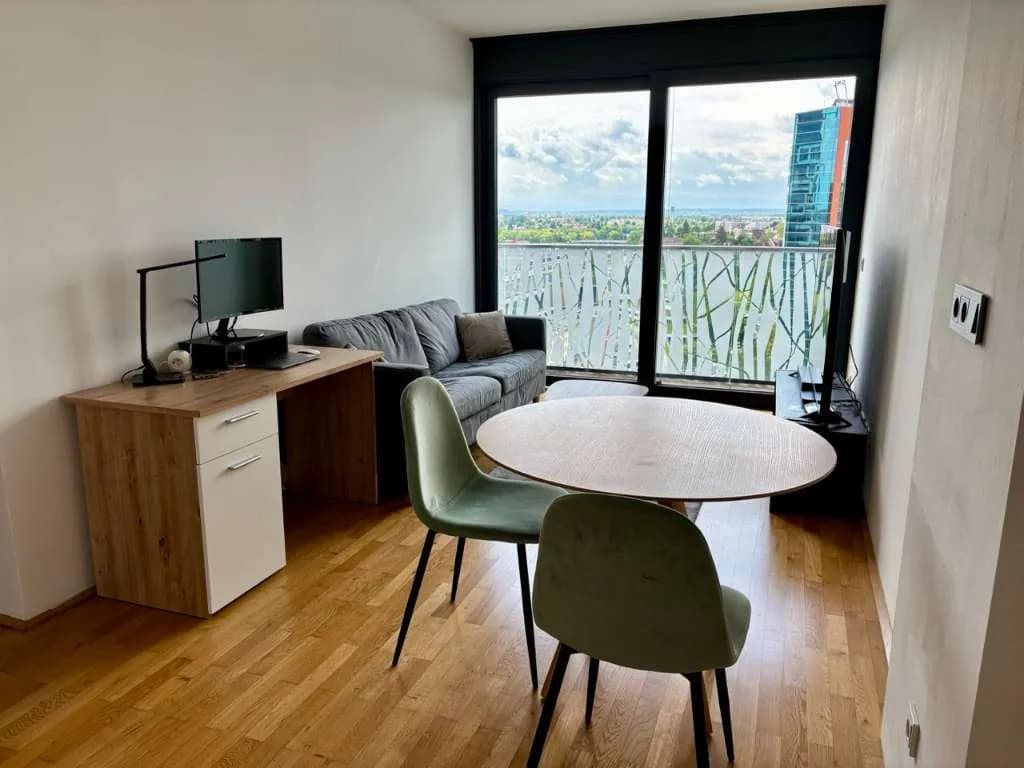 2-Zimmer-Wohnung mieten in Linz – 43 m², € 1.000 – Bild 3 von 12