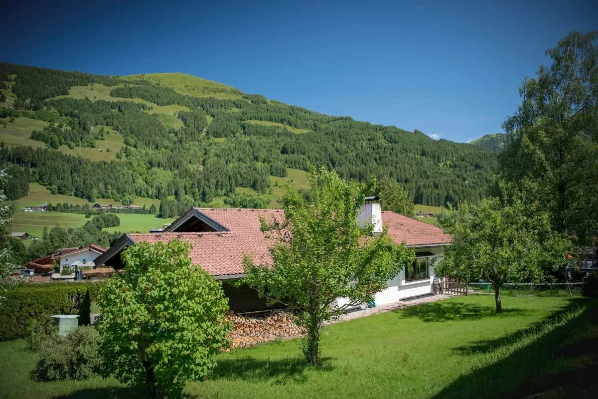 Grundstück kaufen in Kitzbühel – 1 157 m², € 2.495.000