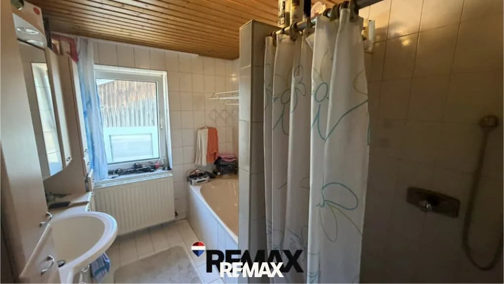 Immobilie kaufen in Vöcklabruck – 330 m², € 349.000 – Bild 10 von 20