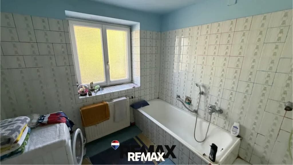 Immobilie kaufen in Vöcklabruck – 330 m², € 349.000 – Bild 13 von 20