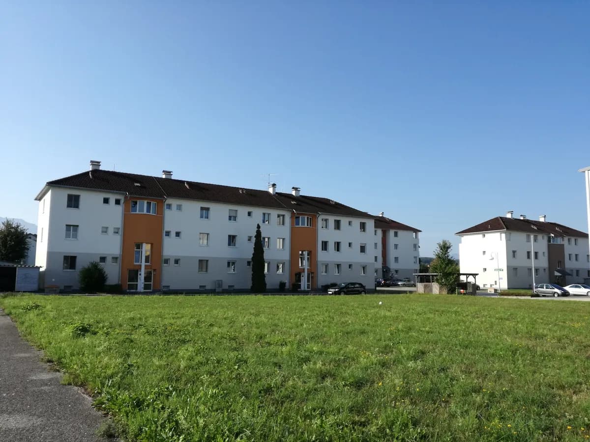 3-Zimmer-Wohnung mieten in Gmunden – 77,07 m², € 762