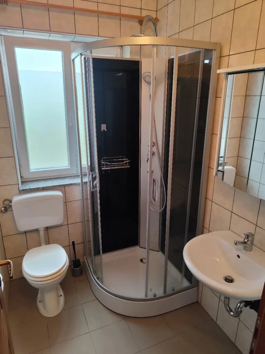 1-Zimmer-Wohnung mieten in Steyr – 17 m², € 450 – Bild 5 von 7