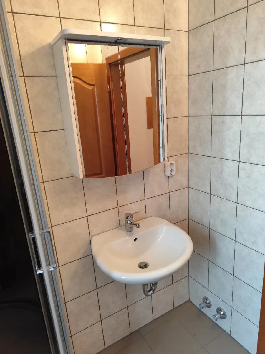 1-Zimmer-Wohnung mieten in Steyr – 17 m², € 450 – Bild 6 von 7