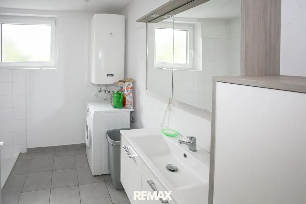 5-Zimmer-Haus kaufen in Krems Land – 125 m², € 127.000 – Bild 12 von 44