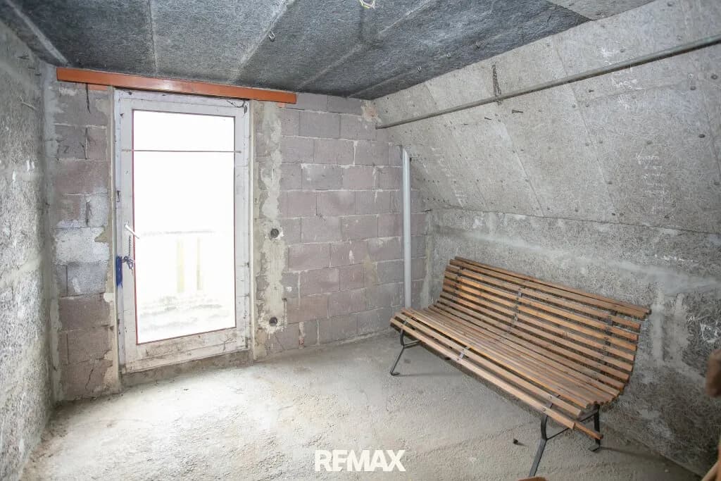 5-Zimmer-Haus kaufen in Krems Land – 125 m², € 127.000 – Bild 18 von 44