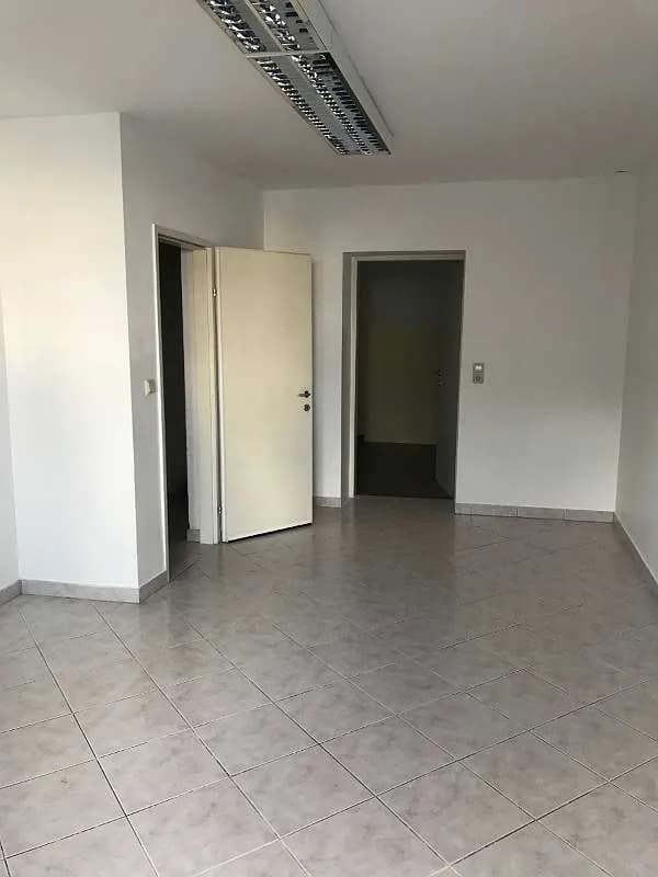2-Zimmer-Gewerbeimmobilie mieten in Villach – 44 m², € 615 – Bild 2 von 2