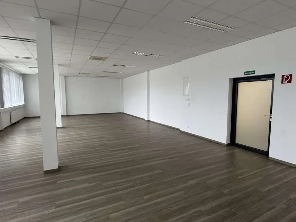 Gewerbeimmobilie mieten in Melk – 142 m², € 1.567 – Bild 2 von 3