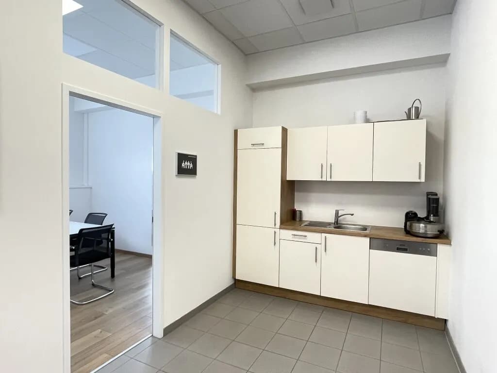 1-Zimmer-Gewerbeimmobilie mieten in Salzburg-Umgebung – 86 m², € 807 – Bild 5 von 5