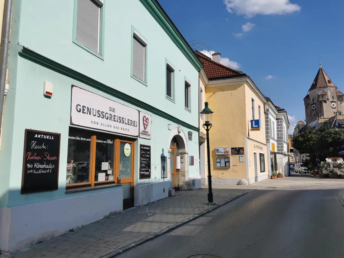 2-Zimmer-Wohnung mieten in Korneuburg – 42 m², € 590 – Bild 2 von 11
