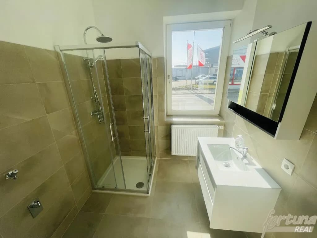 Gewerbeimmobilie kaufen in Amstetten – 385 m², € 950.000 – Bild 4 von 17