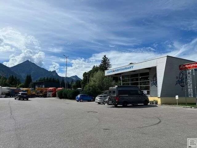 10-Zimmer-Gewerbeimmobilie kaufen in Reutte – 1 000 m², € 1.220.000 – Bild 4 von 19