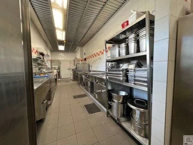 10-Zimmer-Gewerbeimmobilie kaufen in Reutte – 1 000 m², € 1.220.000 – Bild 17 von 19
