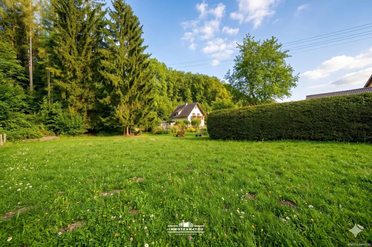 Grundstück kaufen in Vöcklabruck – 1 040 m², € 169.000