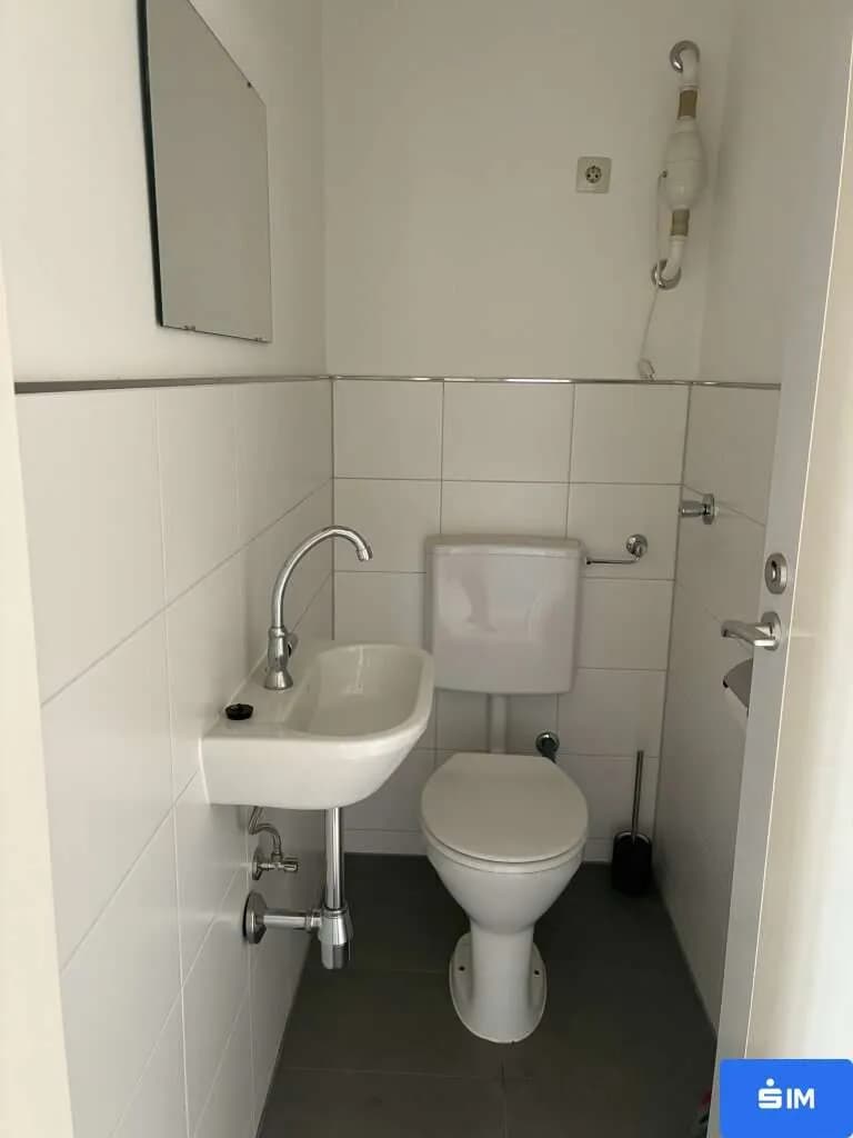 2-Zimmer-Gewerbeimmobilie mieten in Weiz – 39 m², € 365 – Bild 7 von 8