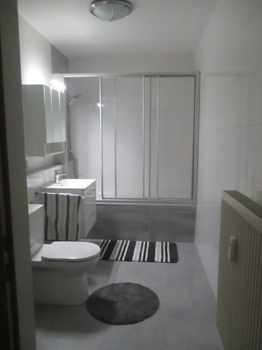 2-Zimmer-Wohnung mieten in Vöcklabruck – 48 m², € 725 – Bild 3 von 9