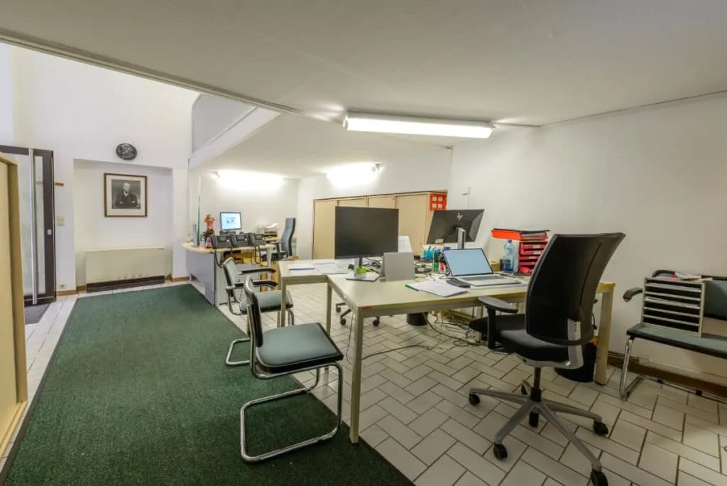 Gewerbeimmobilie kaufen in Gmunden – 58 m², € 120.000 – Bild 3 von 10