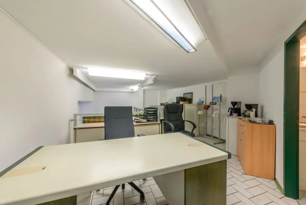 Gewerbeimmobilie kaufen in Gmunden – 58 m², € 120.000 – Bild 4 von 10