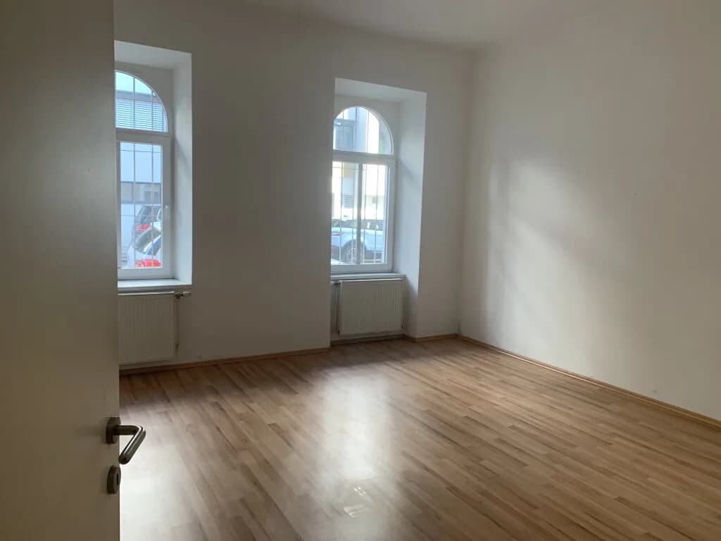 Gewerbeimmobilie mieten in Wien – 72,05 m², € 773 – Bild 2 von 9