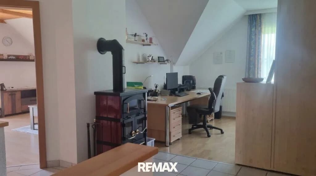 8-Zimmer-Haus kaufen in Vöcklabruck – 172 m², € 549.000 – Bild 10 von 23