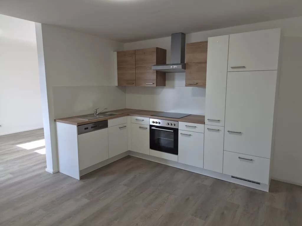 2-Zimmer-Immobilie mieten in Wiener Neustadt – 60 m², € 910 – Bild 2 von 12