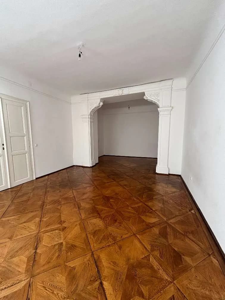 5-Zimmer-Wohnung mieten in Graz – 141,5 m², € 2.200 – Bild 2 von 21