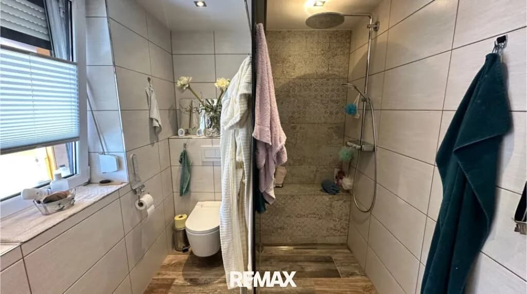 8-Zimmer-Gewerbeimmobilie kaufen in Vöcklabruck – 274 m², € 670.000 – Bild 12 von 38