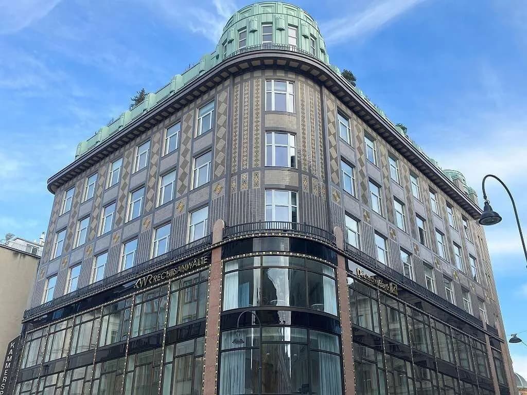 Gewerbeimmobilie mieten in Wien – 638 m², € 18.830