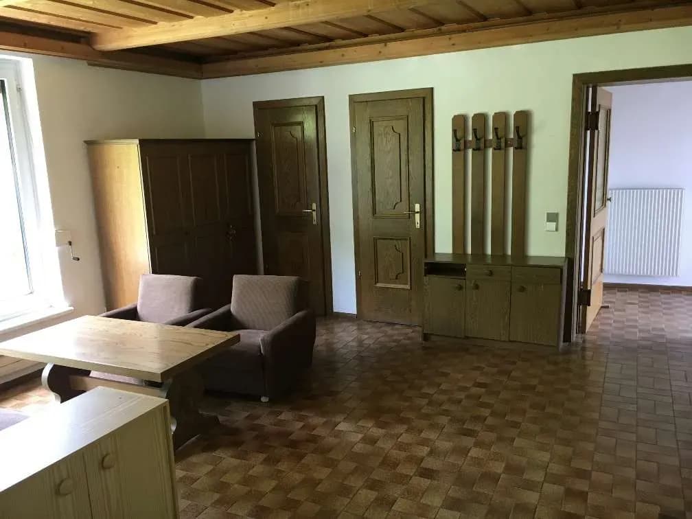 6-Zimmer-Gewerbeimmobilie mieten in Feldkirchen – 200 m², € 1.460 – Bild 3 von 19