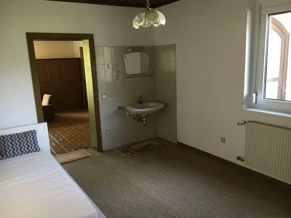 6-Zimmer-Gewerbeimmobilie mieten in Feldkirchen – 200 m², € 1.460 – Bild 4 von 19