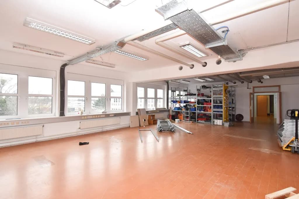 Gewerbeimmobilie mieten in Wien – 148 m², € 7 – Bild 7 von 11