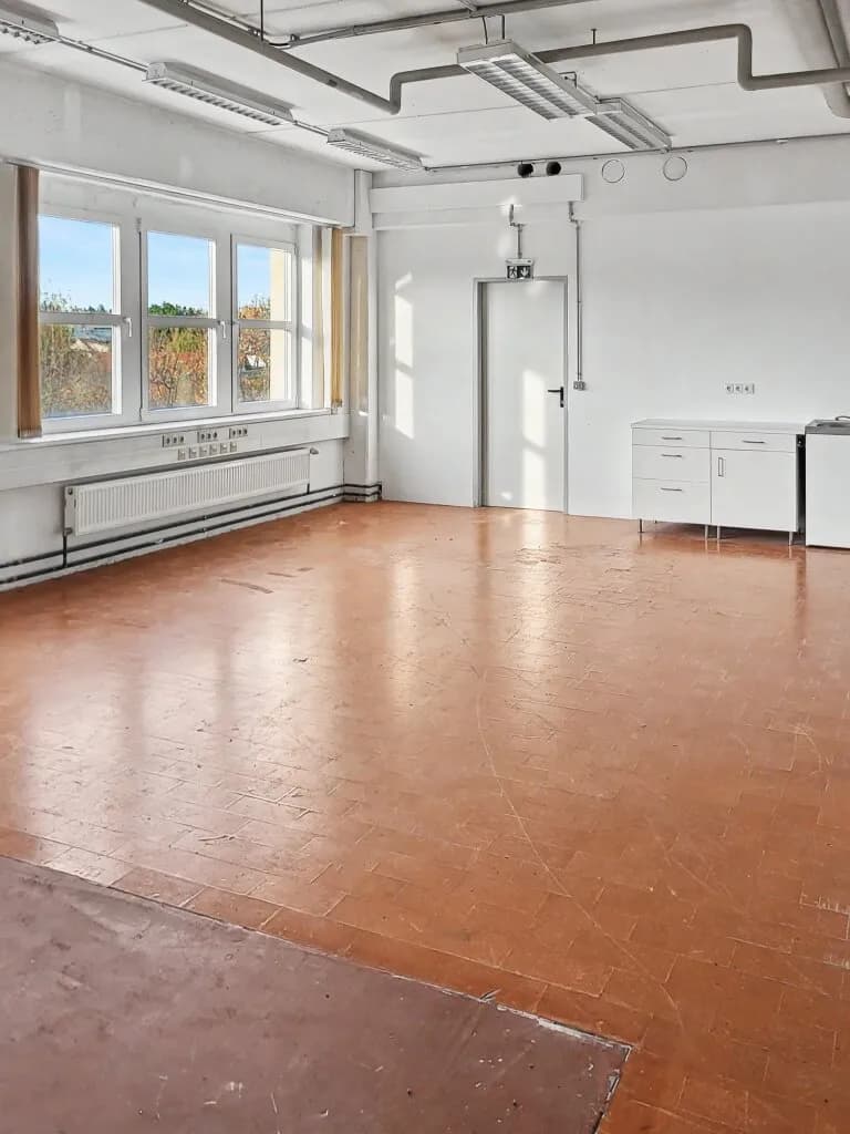 Gewerbeimmobilie mieten in Wien – 148 m², € 7 – Bild 8 von 11