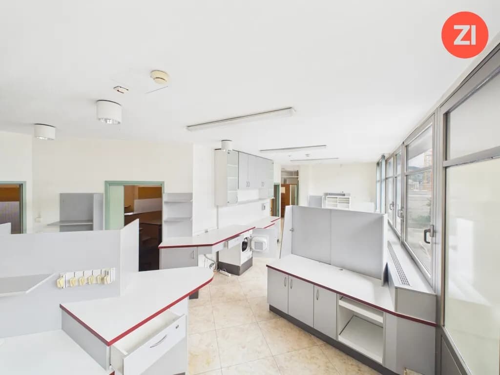 Gewerbeimmobilie mieten in Linz – 295 m², € 4.422 – Bild 9 von 11