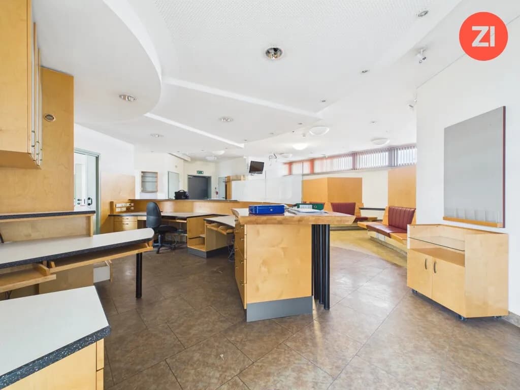 Gewerbeimmobilie mieten in Linz – 295 m², € 4.422 – Bild 11 von 11