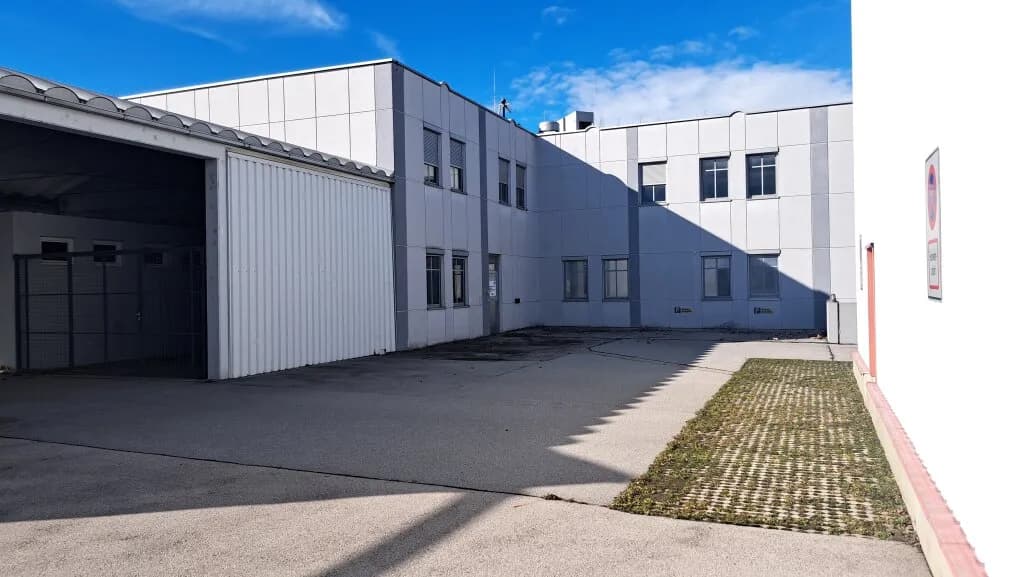 Gewerbeimmobilie mieten in Wien – 2 264 m², € 22.640 – Bild 2 von 19