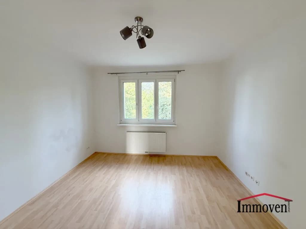 3-Zimmer-Wohnung mieten in Baden – 66 m², € 919 – Bild 2 von 8