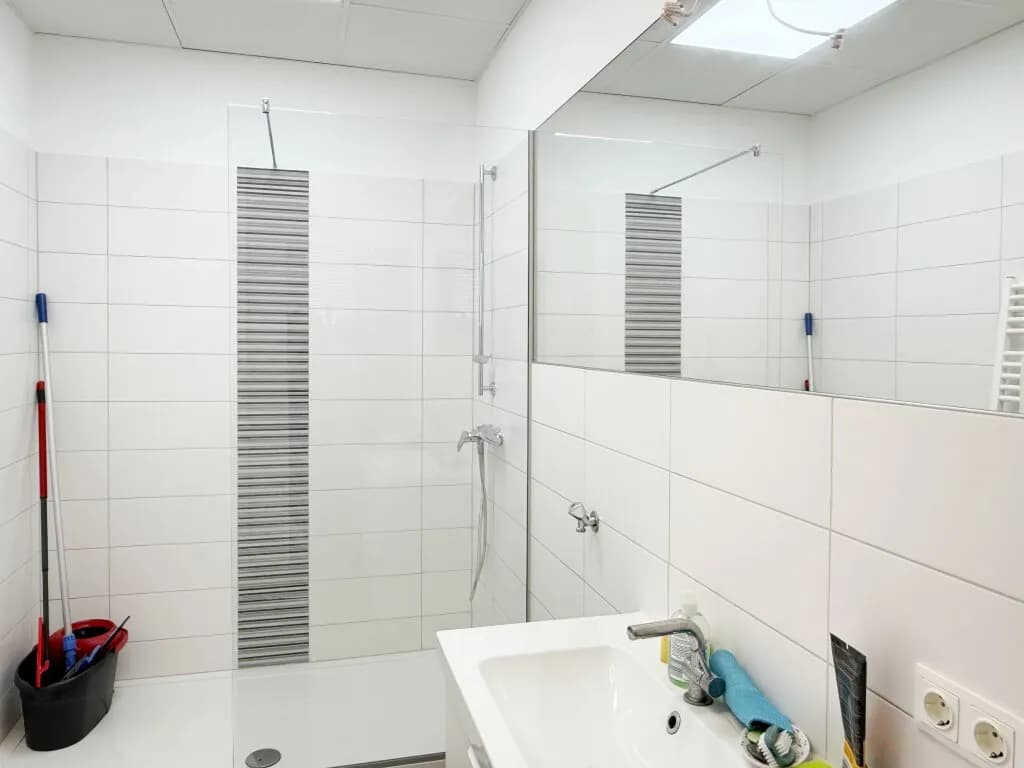 Gewerbeimmobilie kaufen in Wels – 330 m², € 425.000 – Bild 11 von 13