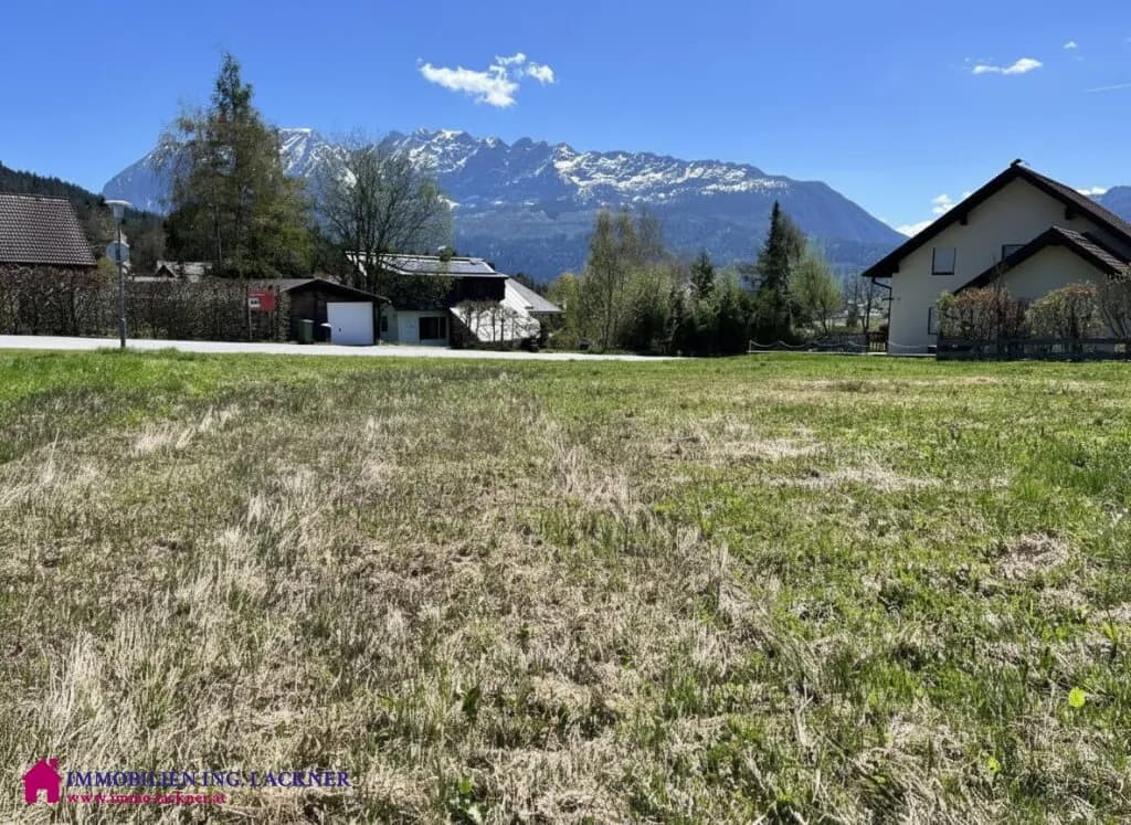 Grundstück kaufen in Liezen – 1 000 m², € 299.000