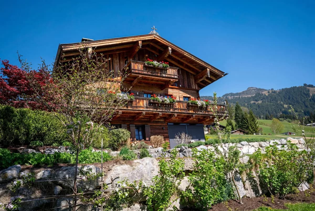 6-Zimmer-Immobilie kaufen in Kitzbühel – 330 m², € 4.990.000 – Bild 4 von 7